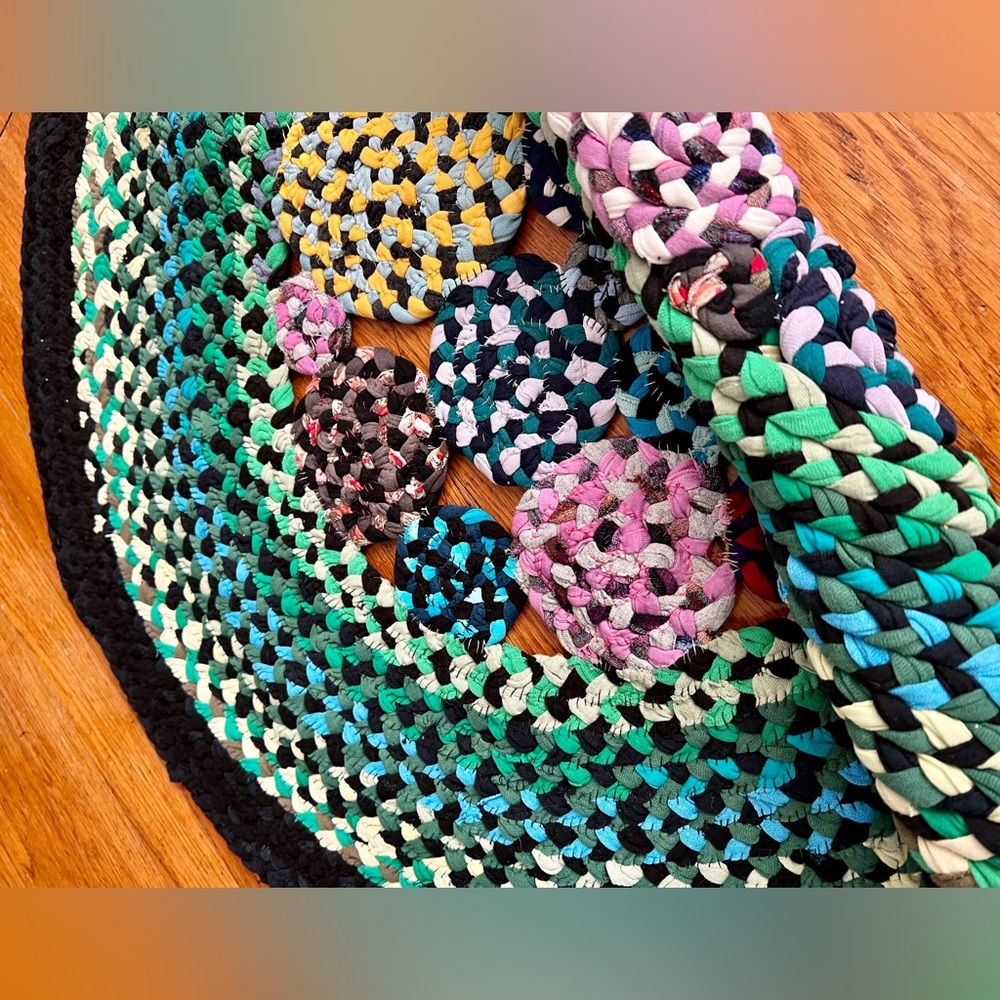 Handbraided Rug - Green Garden